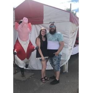 Meet your Posher, Raina